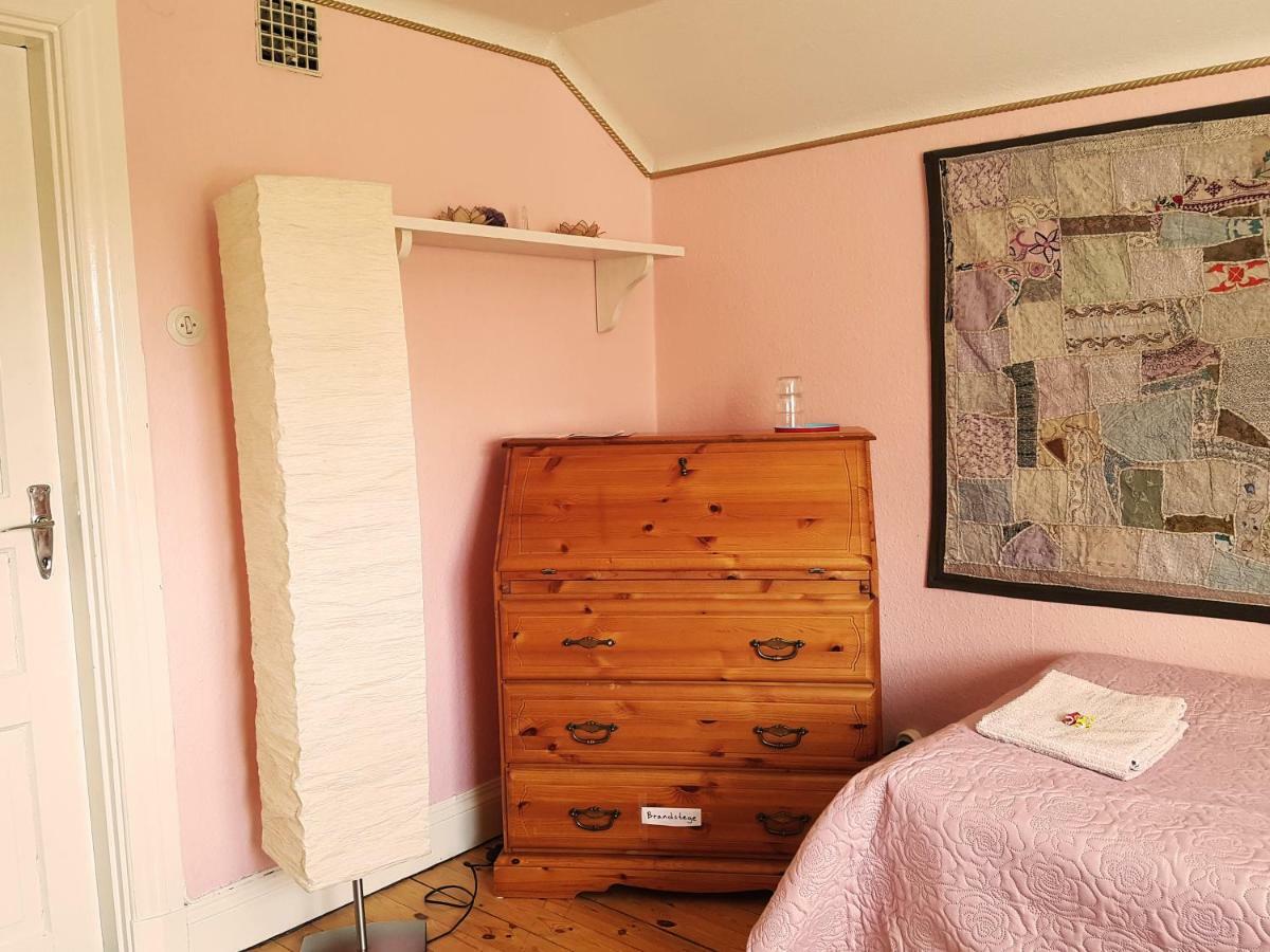 Garpenbergs B&B, Bnb Экстерьер фото