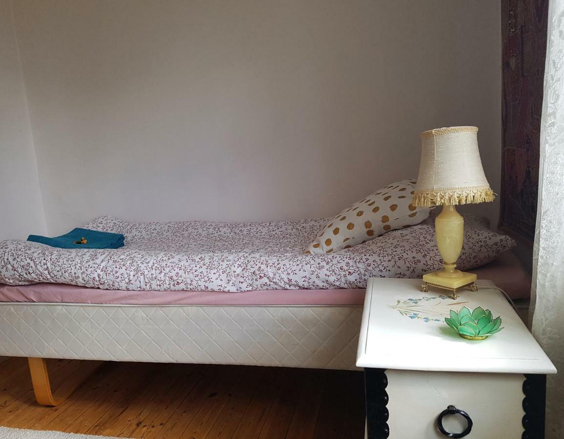 Garpenbergs B&B, Bnb Экстерьер фото